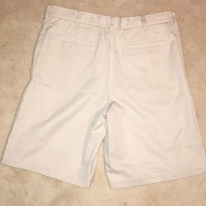 Men’s Tan Nike DRI FIT Golf Short Size 34